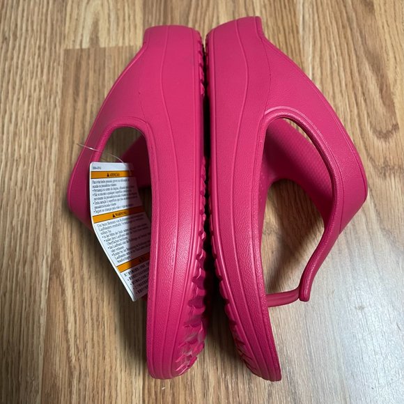 Women's Croc Sloan Platform Flip Flop Thong Sandal SZ 7 Raspberry - Picture 4 of 7